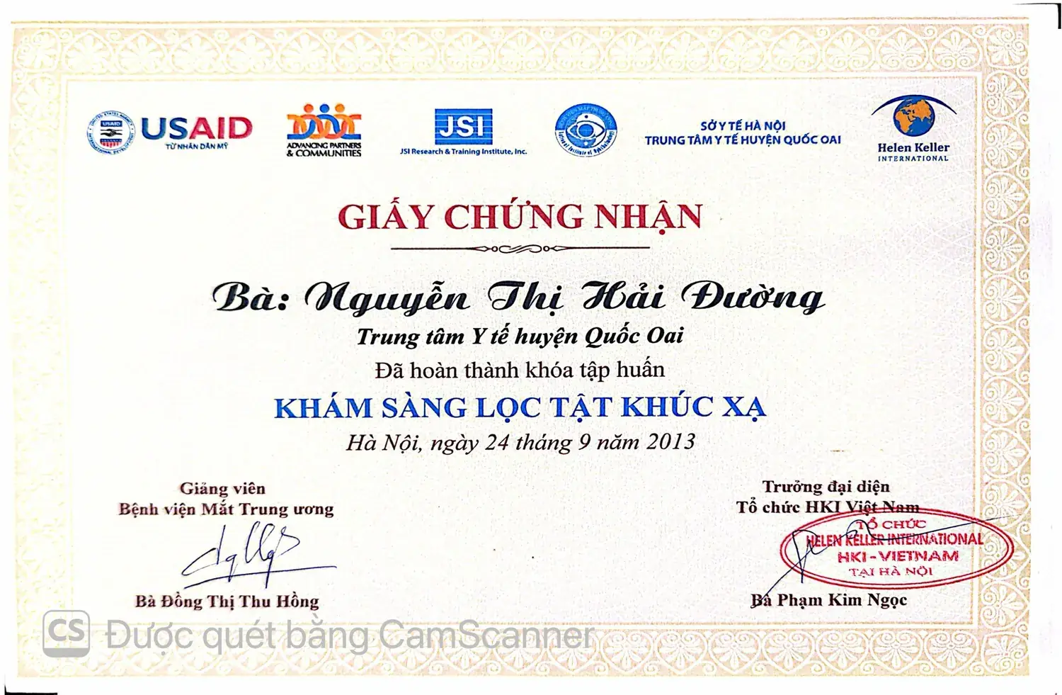Khám sàng lọc tật khúc xạ